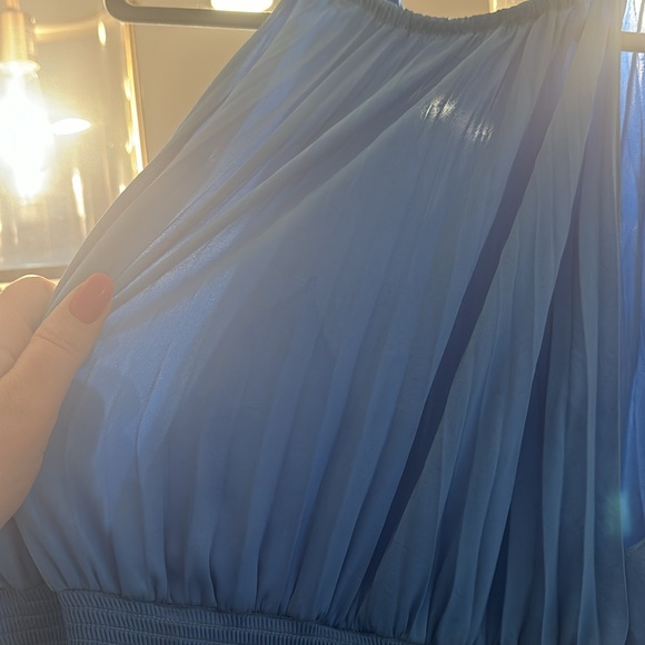 Alc blue gown, high low effect at bottom - Picture 2 of 4